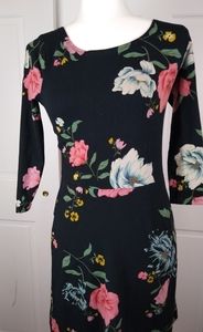 Old Navy floral dress SZ small free shipping